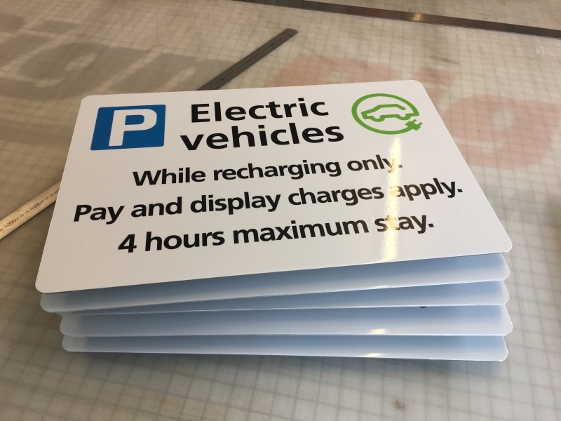 Electric vehicles sign hereford council