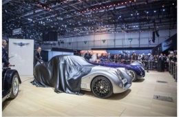 morgan-geneva-2015-aluminium-sign