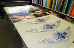 morgan-geneva-2015-exibition-signs-and-wings