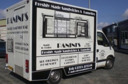 paninis_van_worcester_side